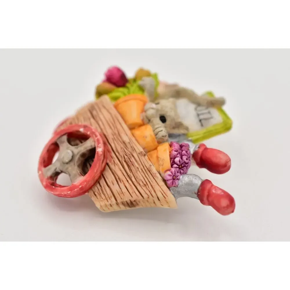 Vintage Garden Mouse Pin Brooch Wagon Cute Tone Gardening Flower 1980s BinB